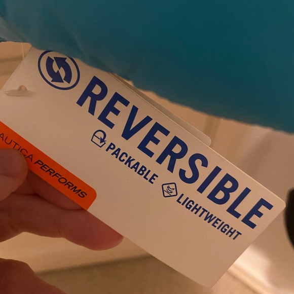 Reversible Puffer Jacket - Picture 6 of 6